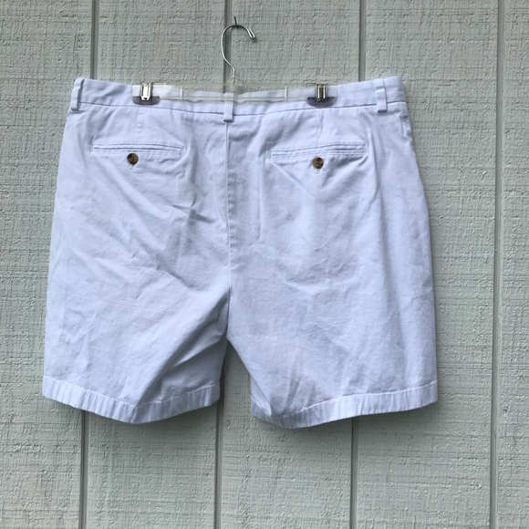 Vineyard Vines Mens shorts size 38 color White. - Picture 2 of 4